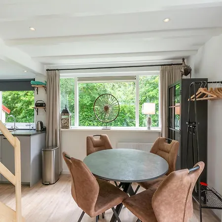 Modern Near Park Duinland בית נופש *