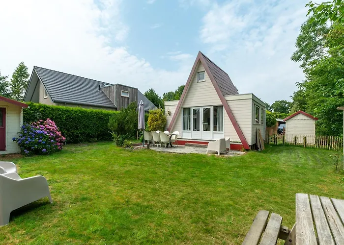 Modern Near Park Duinland Sint Maartensvlotbrug