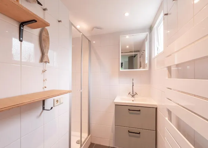 Modern Near Park Duinland Sint Maartensvlotbrug