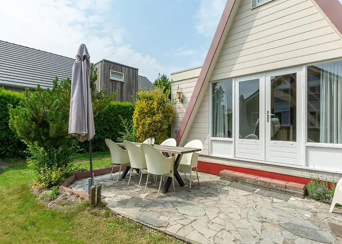 Modern Near Park Duinland Feriehus