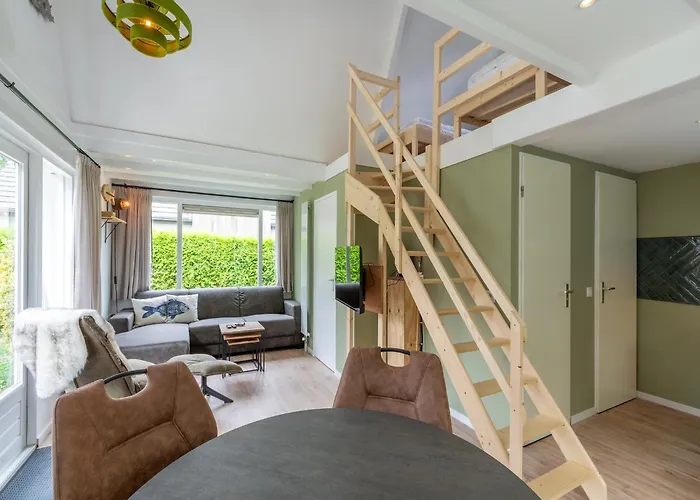 Modern Near Park Duinland Feriehus Sint Maartensvlotbrug