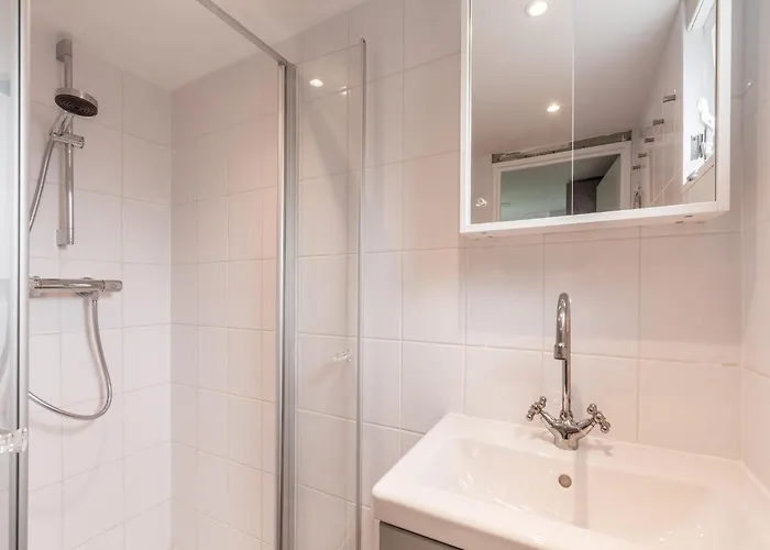 Feriehus Modern Near Park Duinland