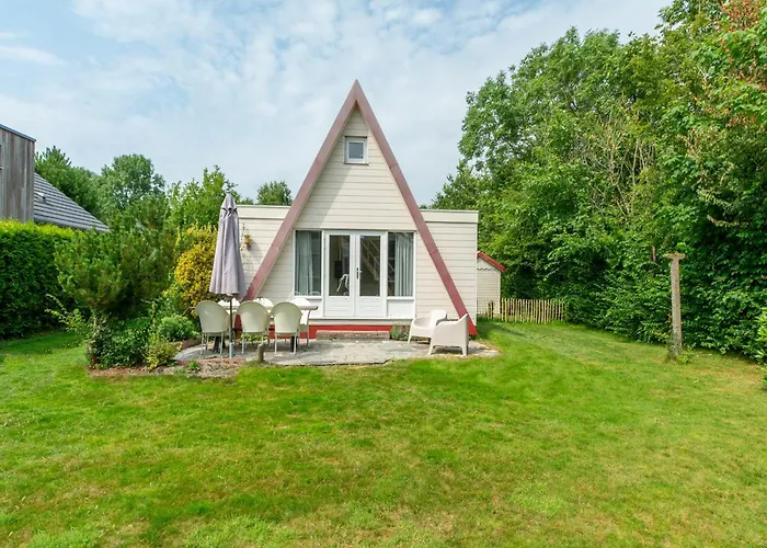 Modern Near Park Duinland Feriehus Sint Maartensvlotbrug